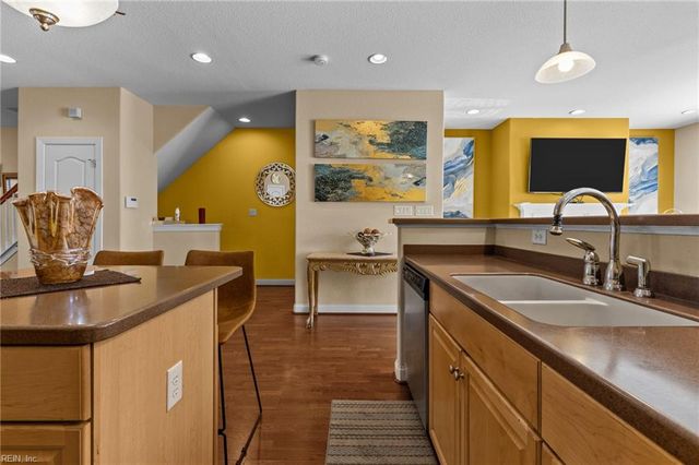 4545 Botany Park DR, Virginia Beach, VA 23462