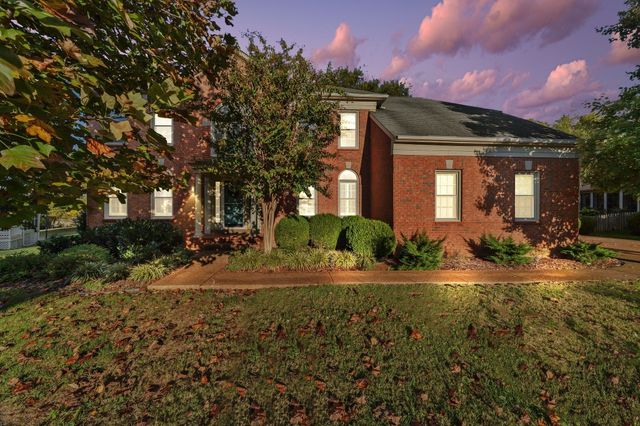 230 Lancelot Ln, Franklin, TN 37064