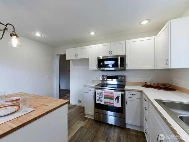 26733 227th Avenue SE, Maple Valley, WA 98038