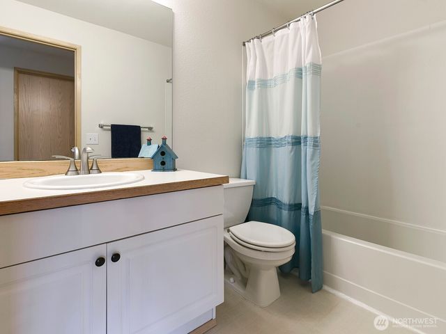 26733 227th Avenue SE, Maple Valley, WA 98038