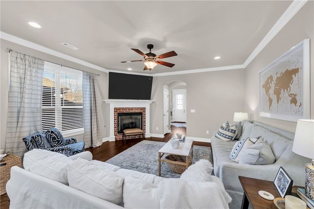 529 N Salem Road, Fayetteville, AR 72704