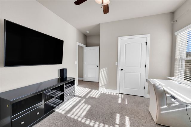 529 N Salem Road, Fayetteville, AR 72704