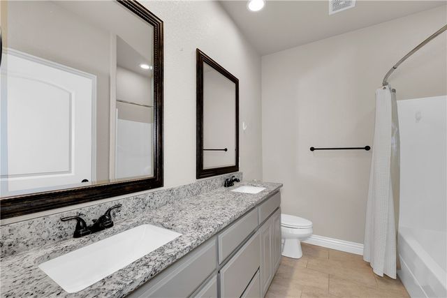 529 N Salem Road, Fayetteville, AR 72704