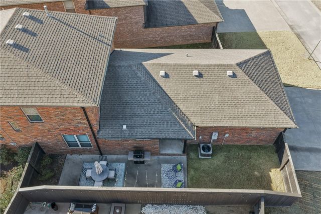 529 N Salem Road, Fayetteville, AR 72704