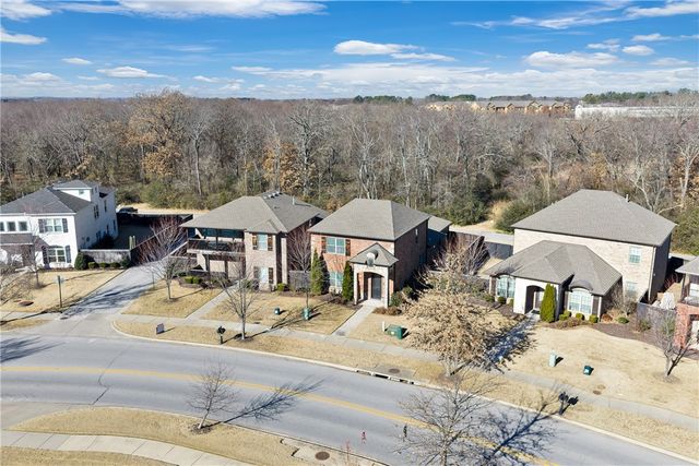 529 N Salem Road, Fayetteville, AR 72704