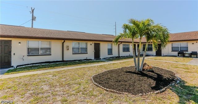 3307 SE 15th PL 2, Cape Coral, FL 33904