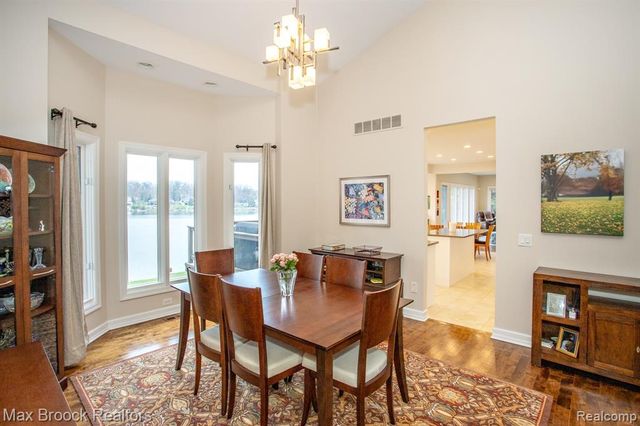 7080 Colony Drive, West Bloomfield, MI 48323