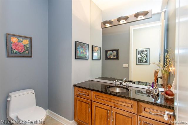 7080 Colony Drive, West Bloomfield, MI 48323
