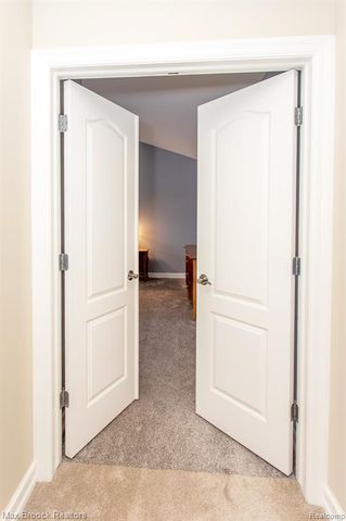 7080 Colony Drive, West Bloomfield, MI 48323