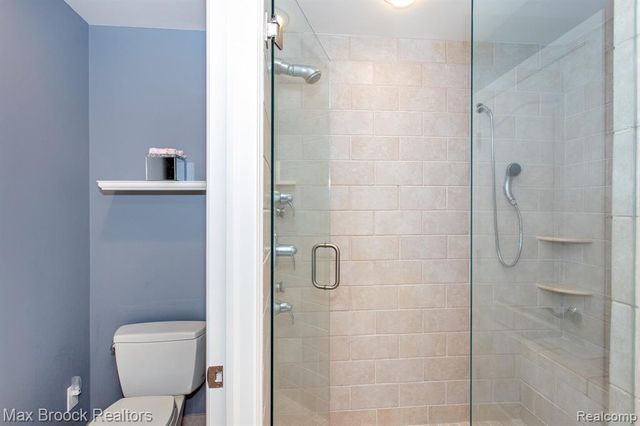 7080 Colony Drive, West Bloomfield, MI 48323