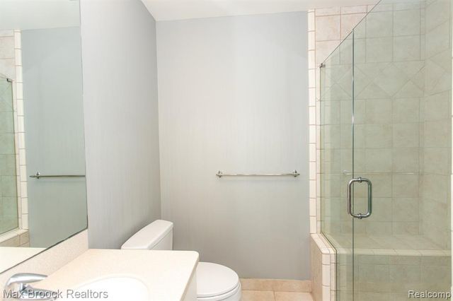 7080 Colony Drive, West Bloomfield, MI 48323
