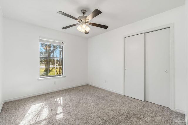 1841 Hollyhill Rd, Pensacola, FL 32526