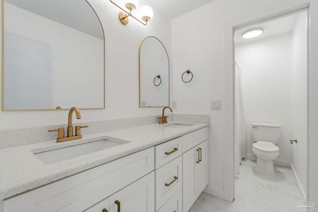 1841 Hollyhill Rd, Pensacola, FL 32526