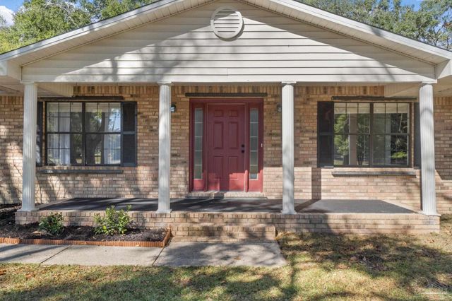 1841 Hollyhill Rd, Pensacola, FL 32526