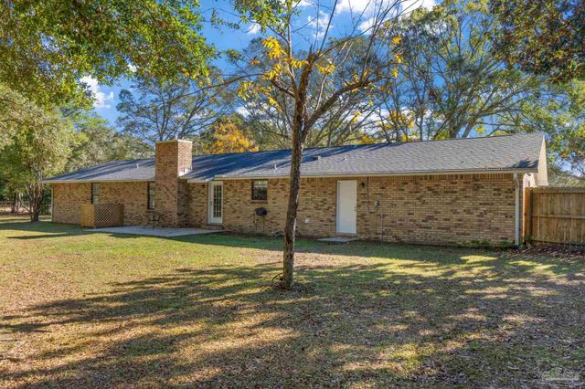 1841 Hollyhill Rd, Pensacola, FL 32526