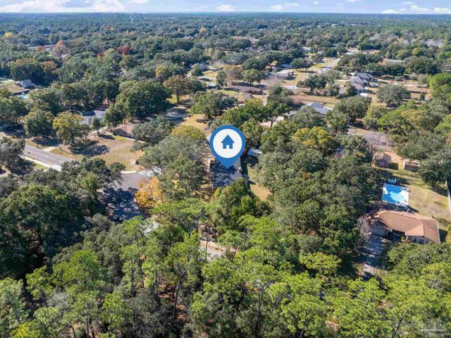 1841 Hollyhill Rd, Pensacola, FL 32526