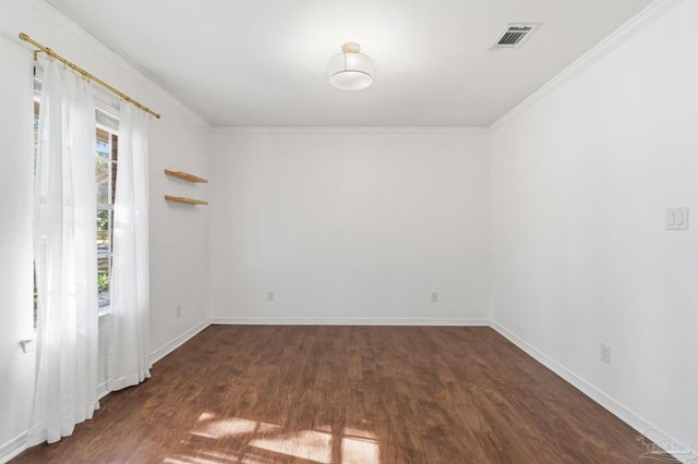 1841 Hollyhill Rd, Pensacola, FL 32526