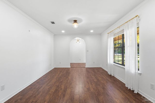 1841 Hollyhill Rd, Pensacola, FL 32526