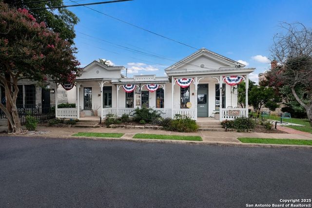 632-636 High Street, Comfort, TX 78013