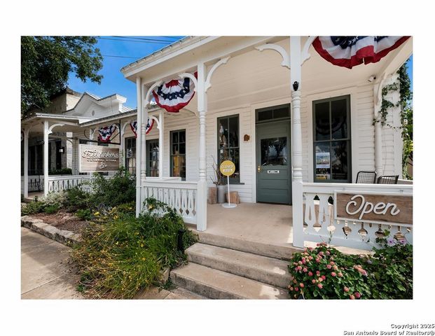 632-636 High Street, Comfort, TX 78013