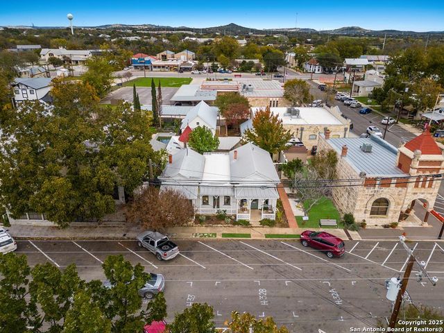 632-636 High Street, Comfort, TX 78013