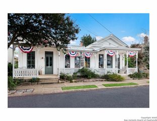 632-636 High Street, Comfort, TX 78013