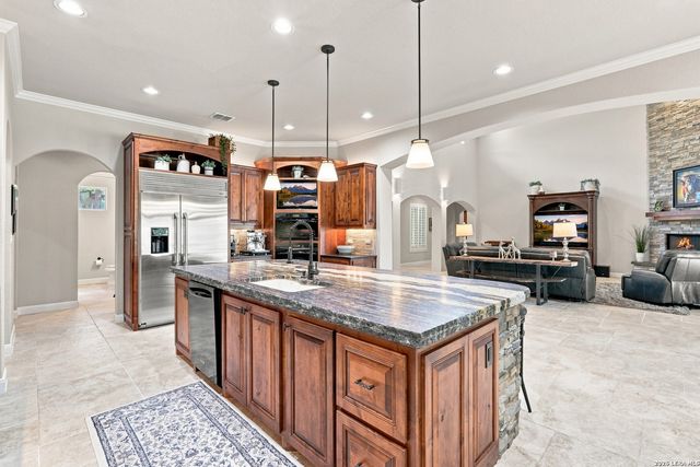 9900 KOPPLIN RD, New Braunfels, TX 78132
