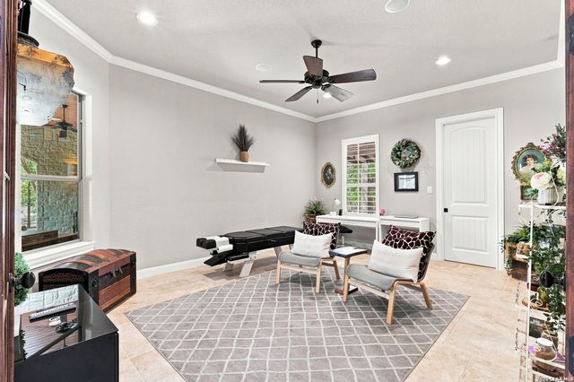 9900 KOPPLIN RD, New Braunfels, TX 78132