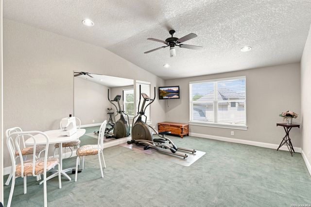 9900 KOPPLIN RD, New Braunfels, TX 78132
