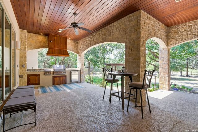 9900 KOPPLIN RD, New Braunfels, TX 78132