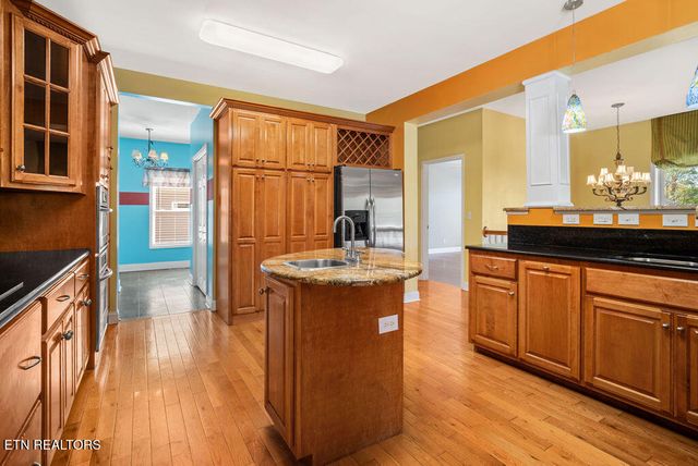 118 Saloli Way, Loudon, TN 37774