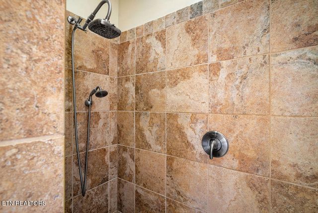 118 Saloli Way, Loudon, TN 37774