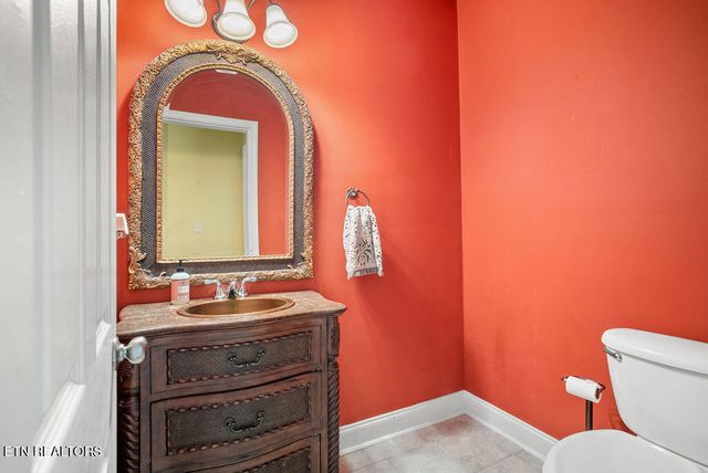 118 Saloli Way, Loudon, TN 37774