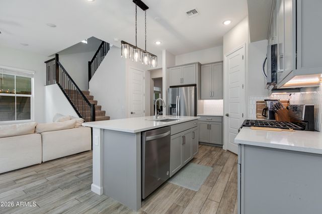 5058 E HARTFORD Avenue, Scottsdale, AZ 85254