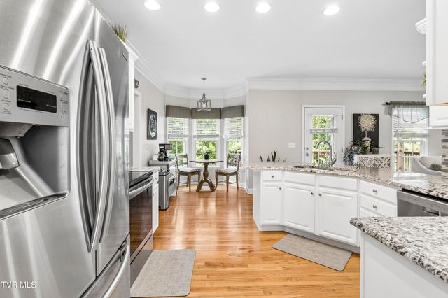 616 Kings Ridge Drive, Blountville, TN 37617