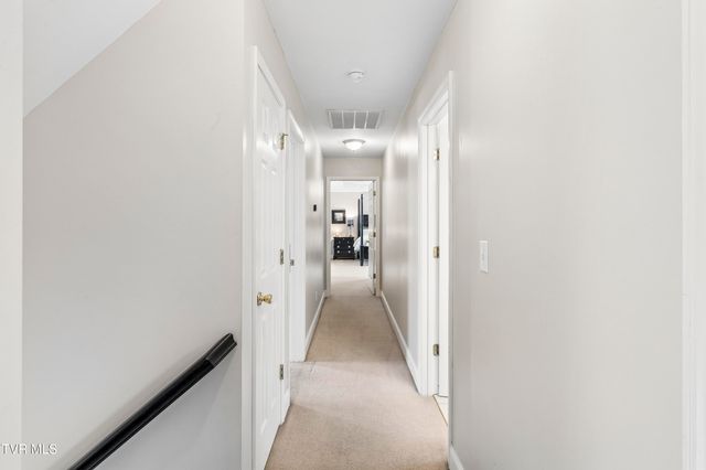 616 Kings Ridge Drive, Blountville, TN 37617