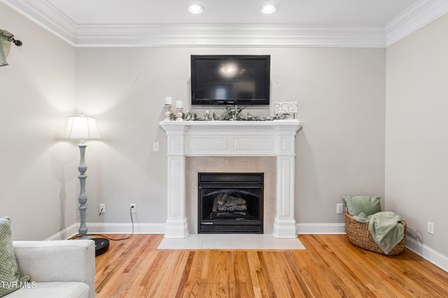 616 Kings Ridge Drive, Blountville, TN 37617