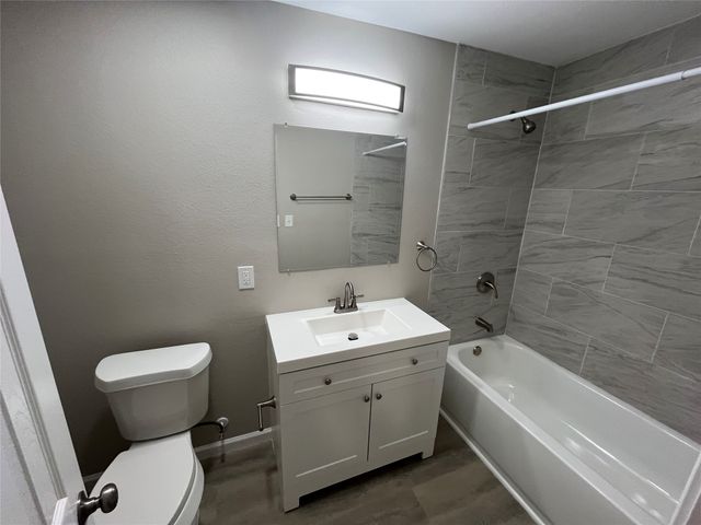 859 Portnoma Lane, Dallas, TX 75217