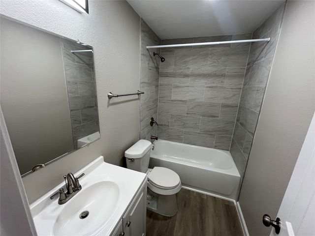 859 Portnoma Lane, Dallas, TX 75217