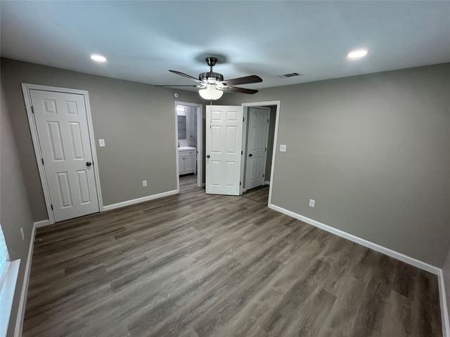 859 Portnoma Lane, Dallas, TX 75217