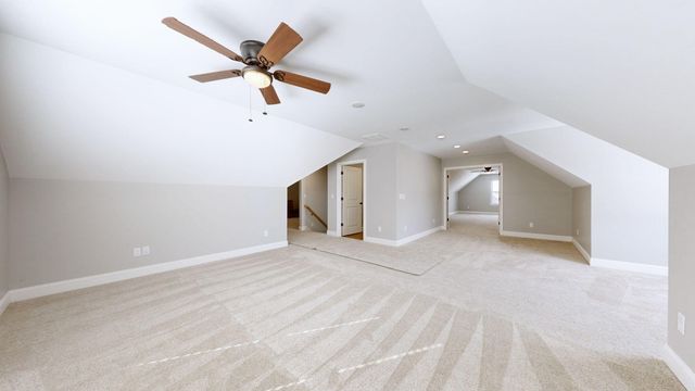 2025 Elmwood Drive, Versailles, KY 40383