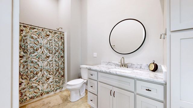 2025 Elmwood Drive, Versailles, KY 40383