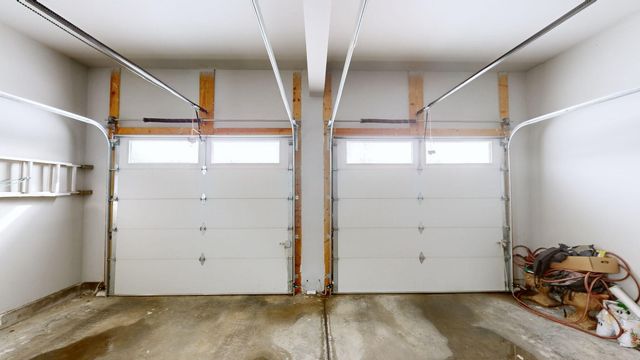 2025 Elmwood Drive, Versailles, KY 40383