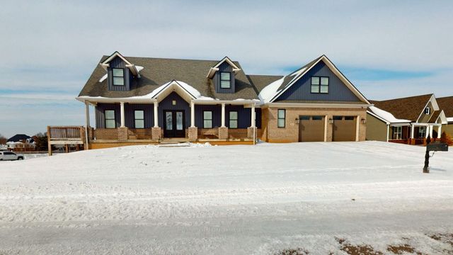 2025 Elmwood Drive, Versailles, KY 40383