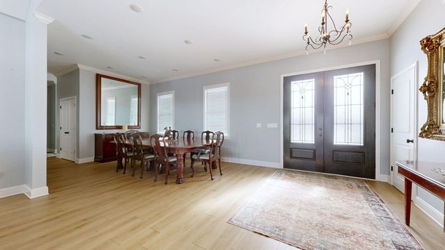 2025 Elmwood Drive, Versailles, KY 40383