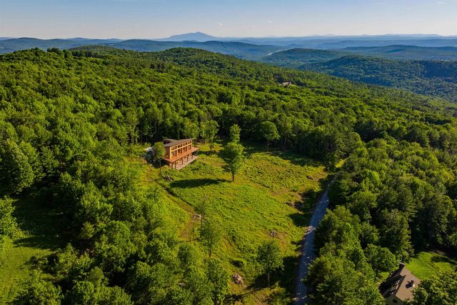 8 Gates Road, Hanover, NH 03755