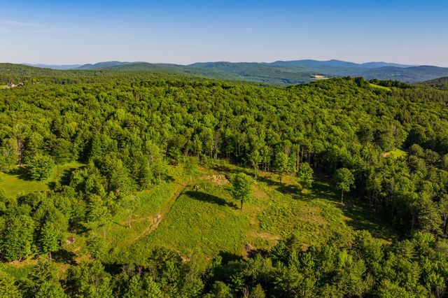 8 Gates Road, Hanover, NH 03755