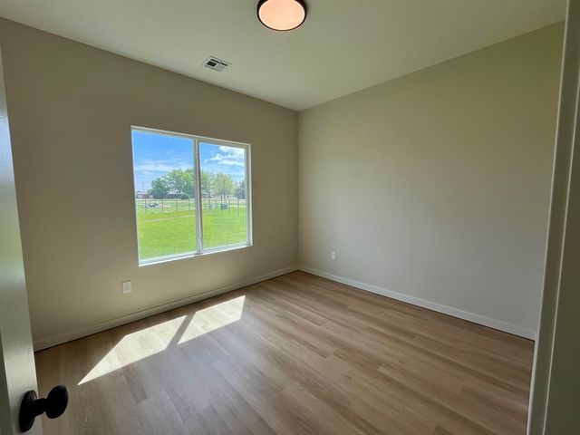 2002-2004 N Melody Ln, Goddard, KS 67052