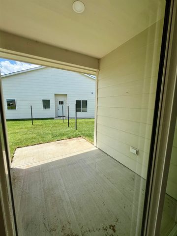2002-2004 N Melody Ln, Goddard, KS 67052