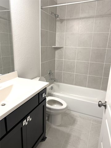 352 Foxthorne Way, Little Elm, TX 75068